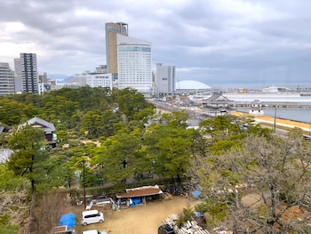 高松で風景画の個展/花畑と街の風景画展